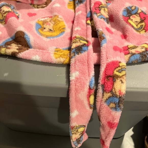 Disney Princess Robe and Blanket Lot! - Picture 6 of 8